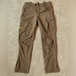 First lite Guide Pants, Medium/Large